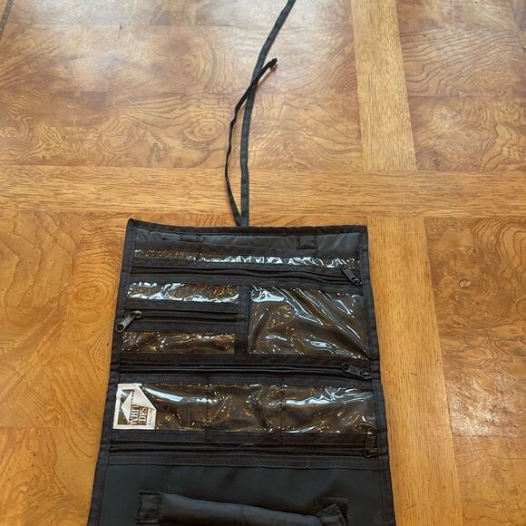 16 Jewelry Travel Pouch - Picture 7 of 9